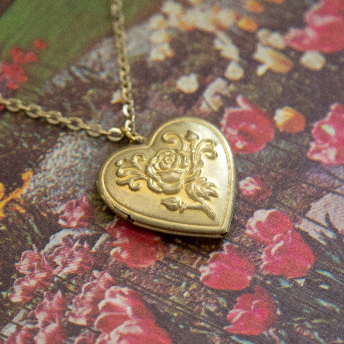 Vintage Rose Heart Locket Necklace